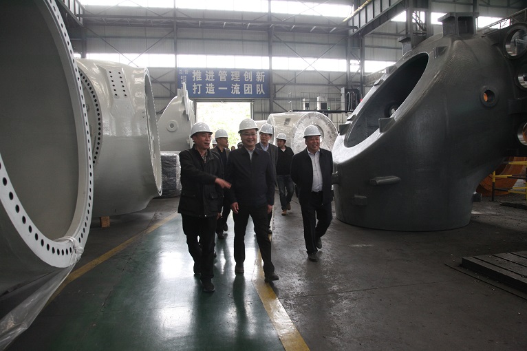 德陽市委常委、統(tǒng)戰(zhàn)部部長何明俊蒞臨仟坤集團(tuán)調(diào)研復(fù)工復(fù)產(chǎn)情況